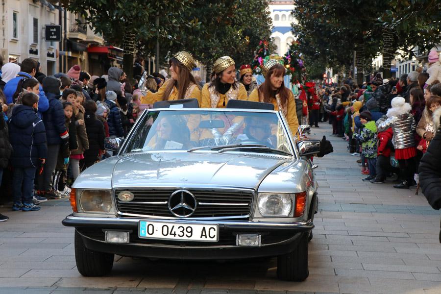 Cabalgatas de reyes en vehículos antiguos