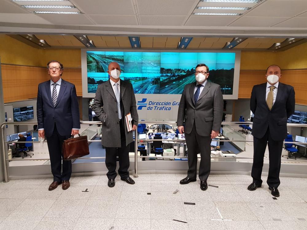 DGT y FEVA trabajan en un borrador legislativo para la nueva matrícula histórica