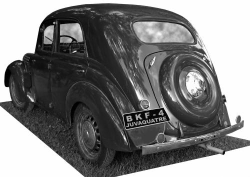 Renault BKF-4 Juvaquatre 1946