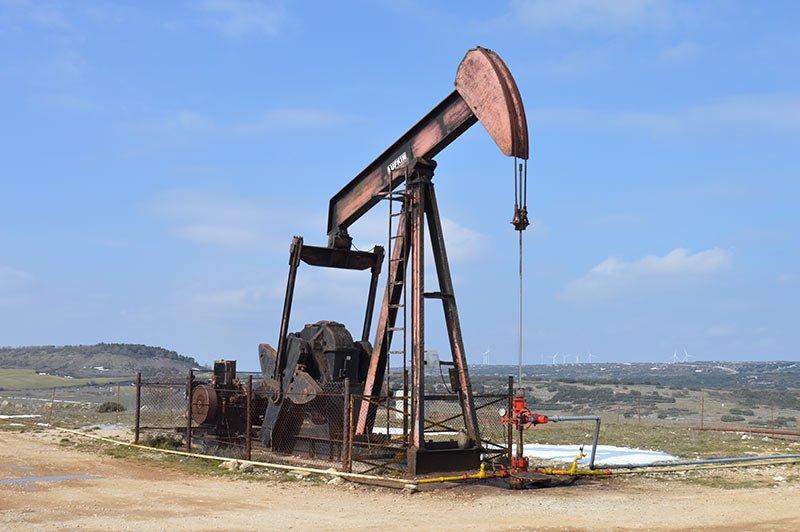 Museo del Petróleo - Sargentes de la Lora