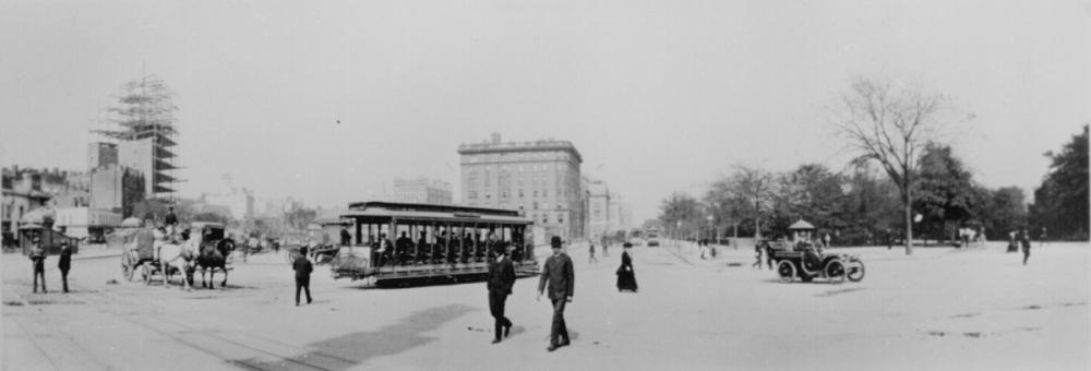 1904 New York City – The Eighth Avenue trolley,.jpg