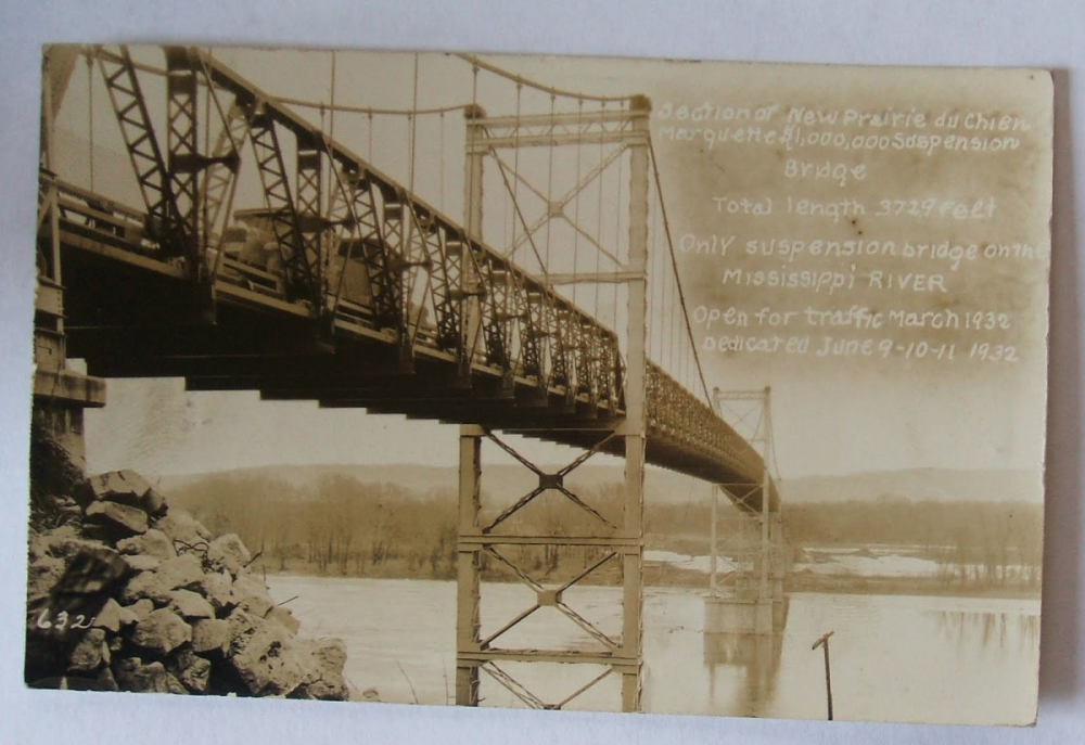 1932 Puente sobre el Mississippi.png