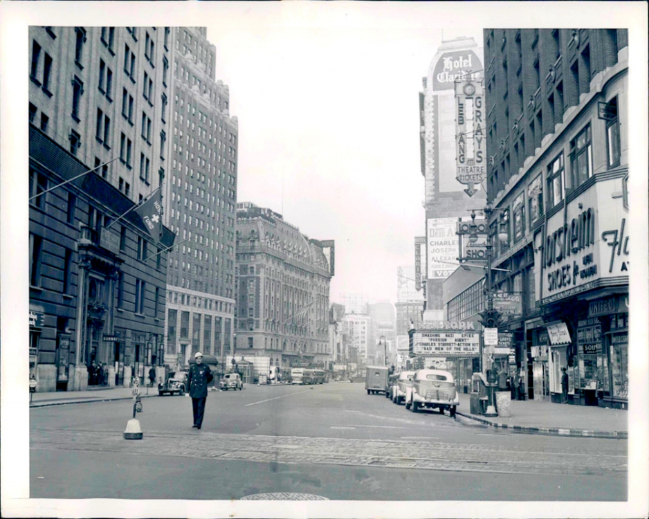 1940s New York (5).png