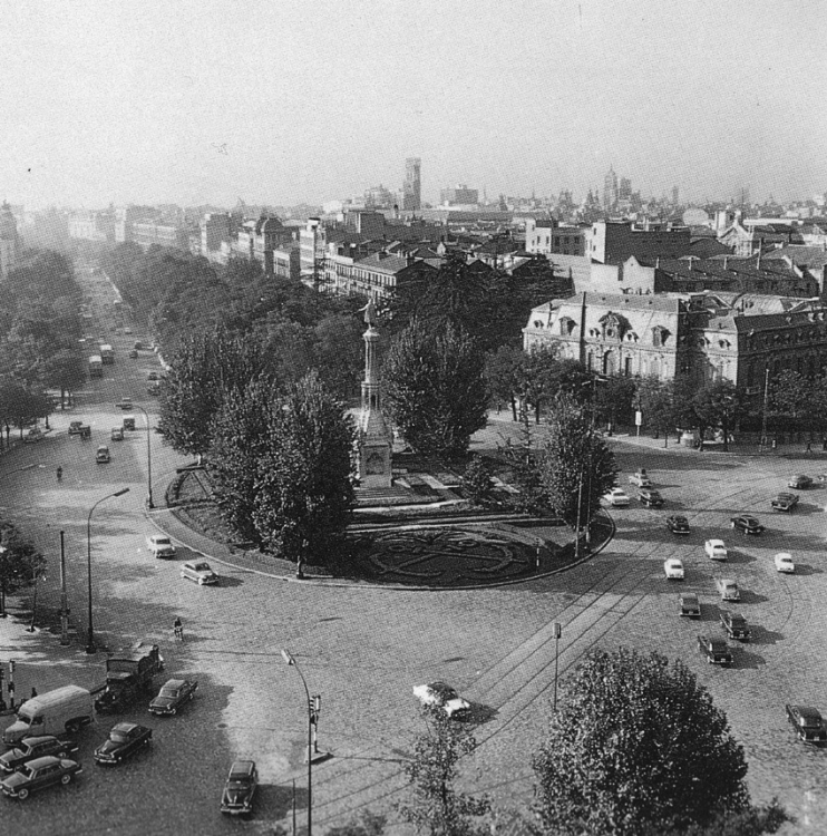 1960 Plaza Colon Madrid.png