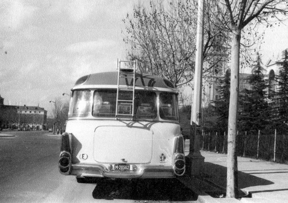 Spanish-buses-Pegaso-1960s-8-1024x721.jpg