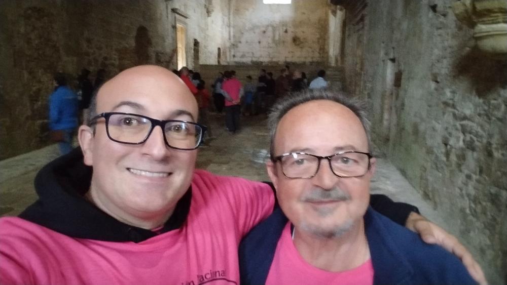 Puede ser una imagen de 2 personas